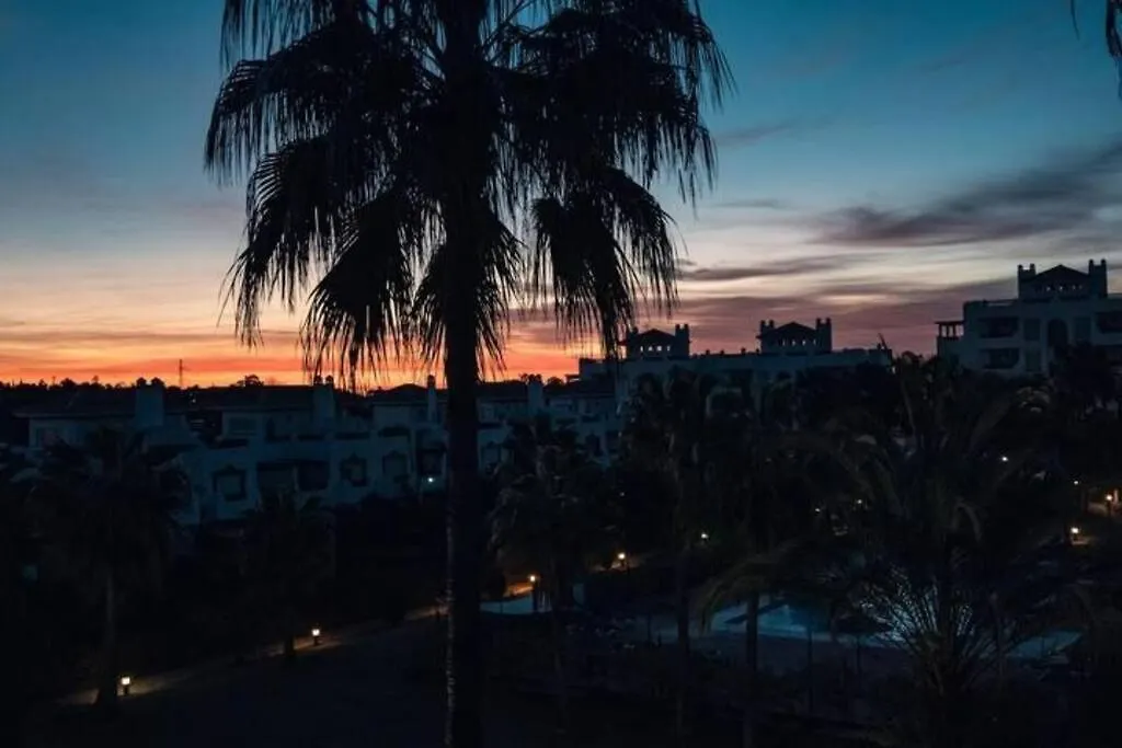 Blue Palm Apartment Estepona Spanien